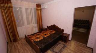 Гостиница Guest house Na Figurnoy 51 Адлер Семейный люкс с балконом-2